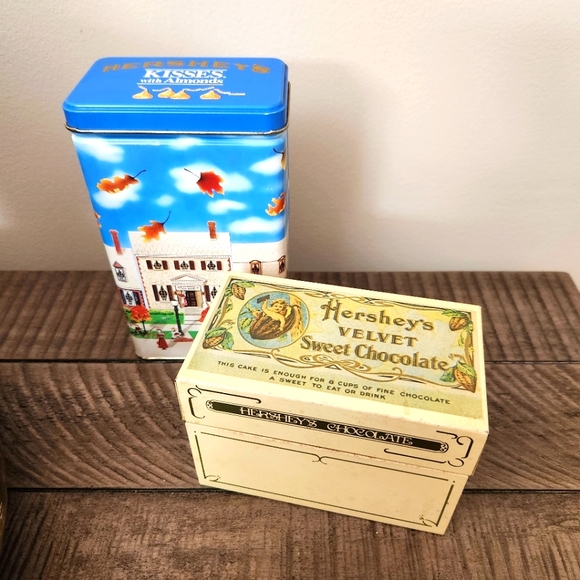 Lot of Vintage Hershey Tins Recipe Box - Picture 1 of 7
